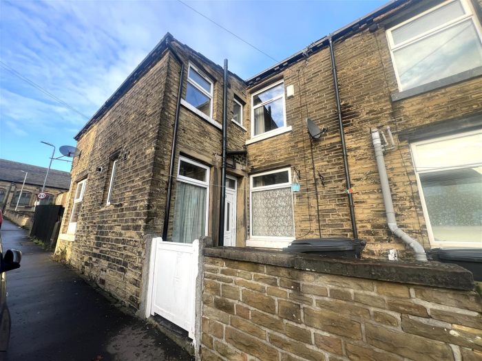 Property details Bonegate Road, Brighouse, HD6 1TQ WS Residential
