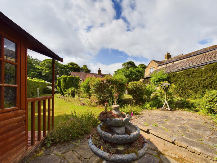 Property details Wenderley, Toothill Lane, Brighouse HD6 3SE WS