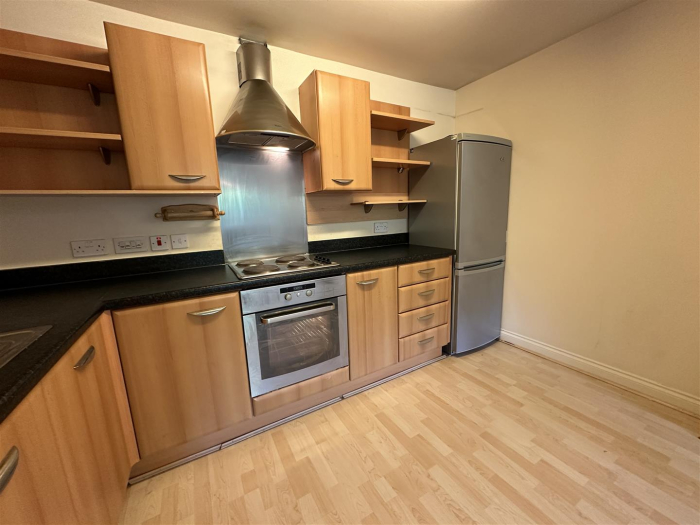 Property details 24 Regent Court, Albert Promenade, Halifax, HX3 0HD WS Residential