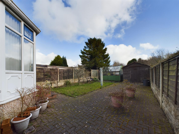 Property details Exley Gardens, Halifax WS Residential